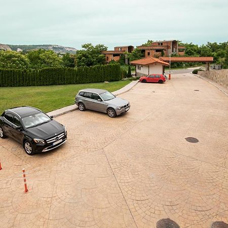 Апартамент За Гости Влади В Комплекс Garden Palace Balchik Ngoại thất bức ảnh